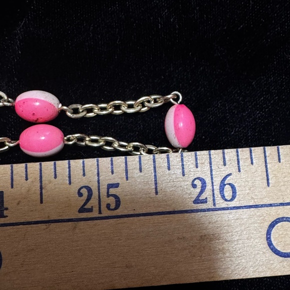 Pink/White Gold-tone Chain Necklace. - Picture 4 of 7
